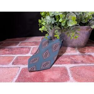 Pierre Cardin Men's Necktie Tie Silk Blue Maroon White Geometric Diamond Designe